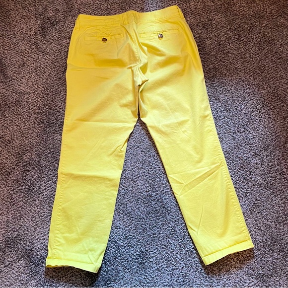 Old Navy Pixie Ankle/Crop Pants - Picture 5 of 5